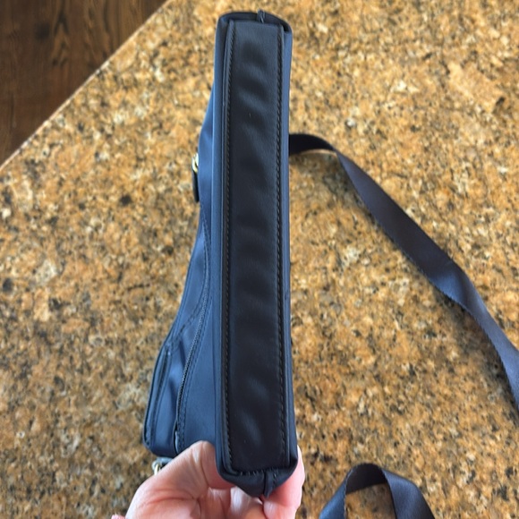 Radley London Pocket Essentials Medium Crossbody. Multi pocket. Navy Blue - Picture 7 of 10